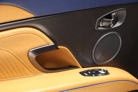 2023 Aston Martin DBS