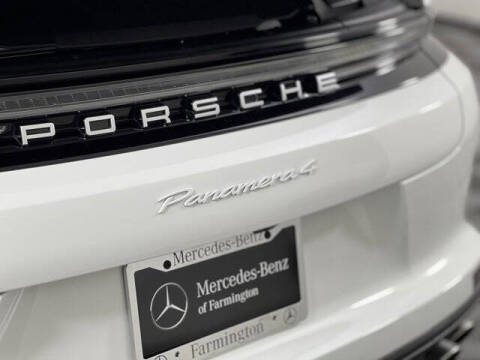 2025 Porsche Panamera 4