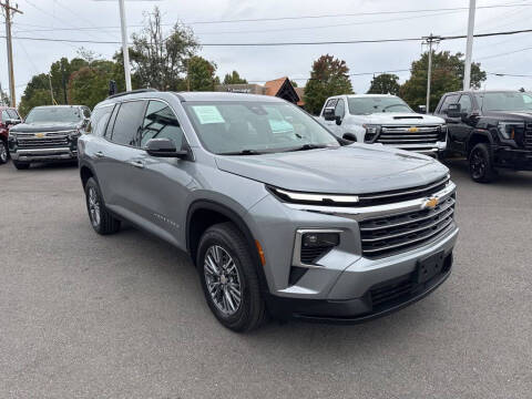 2025 Chevrolet Traverse LT