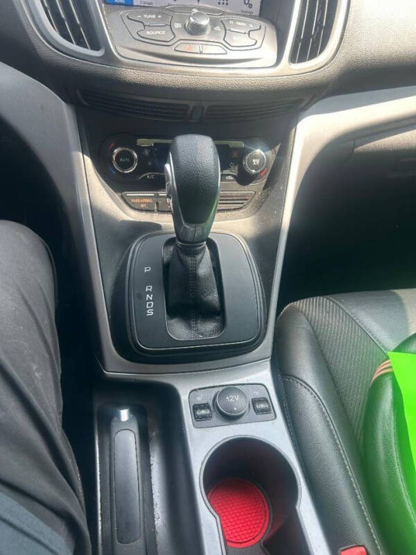 2016 Ford Escape SE