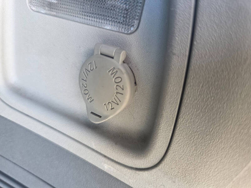 2013 Toyota Sienna SE 8-Passenger