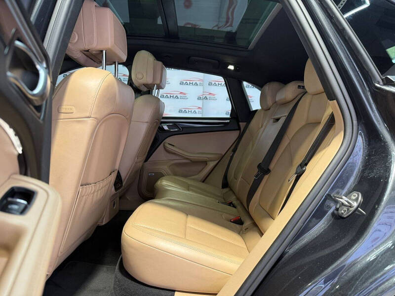 2020 Porsche Macan
