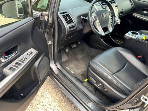 2016 Toyota Prius v