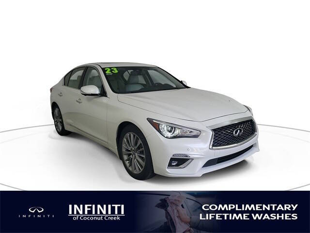 2023 Infiniti Q50 Luxe