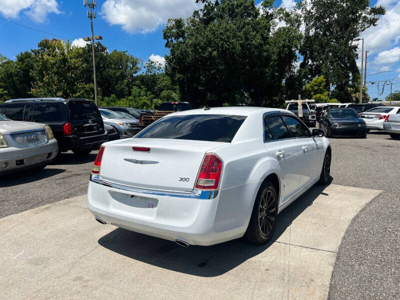 2014 Chrysler 300