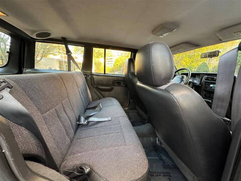 2000 Jeep Cherokee Classic