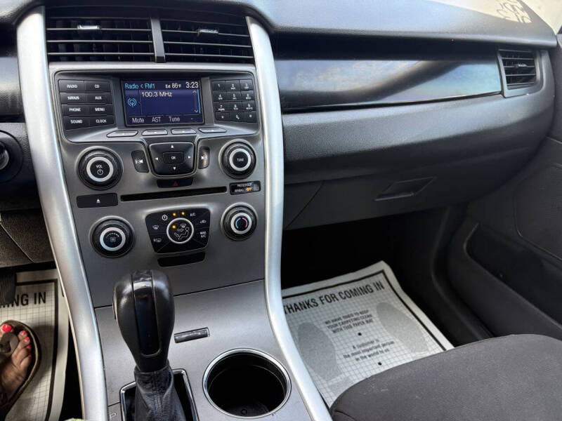 2013 Ford Edge SE