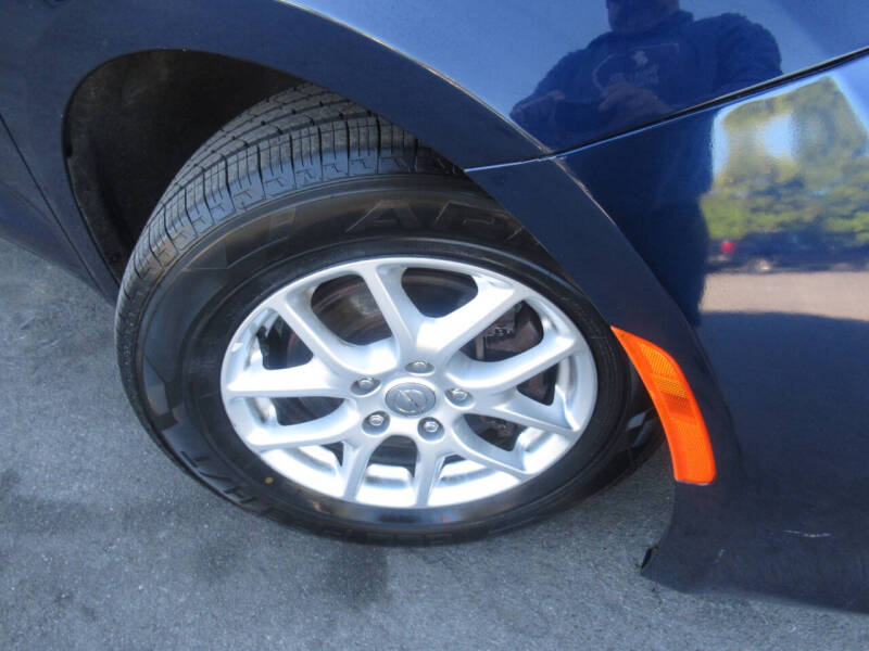 2020 Chrysler Voyager LX