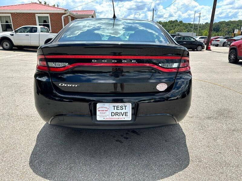 2016 Dodge Dart SE