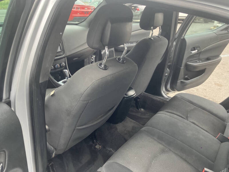 2014 Dodge Avenger SE