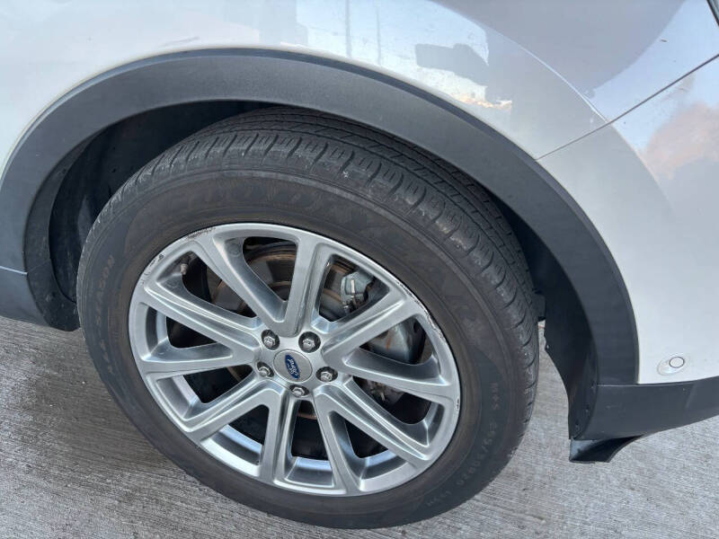 2017 Ford Explorer Limited