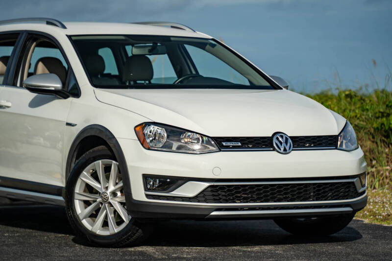 2017 Volkswagen Golf Alltrack TSI S 4Motion