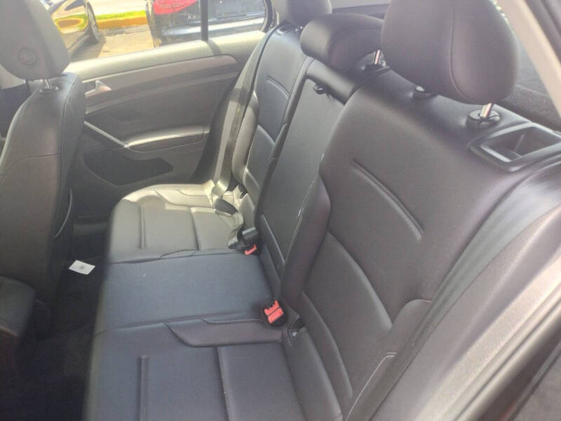 2021 Volkswagen Golf TSI