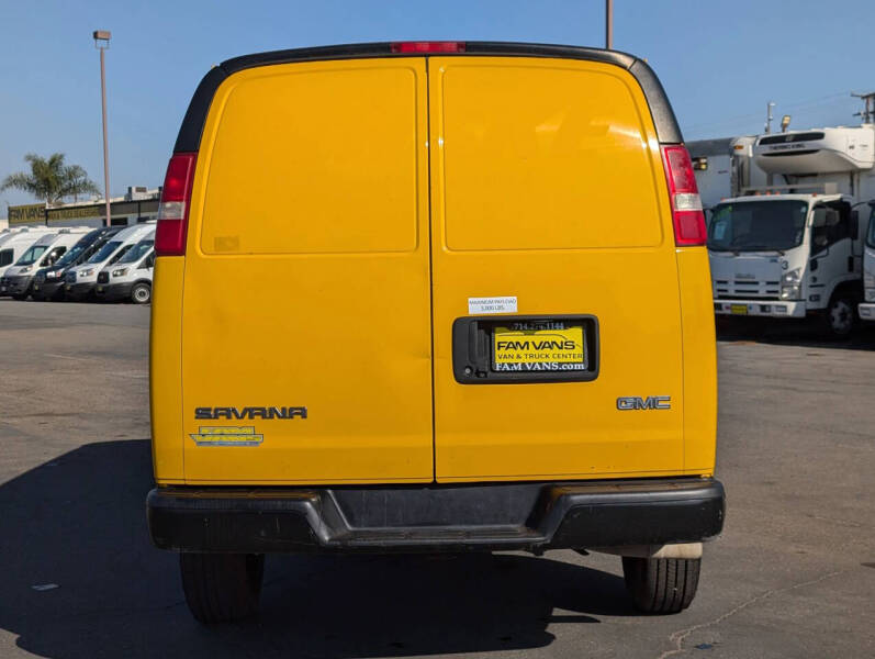 2018 GMC Savana 2500