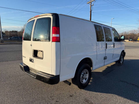 2021 Chevrolet Express 2500