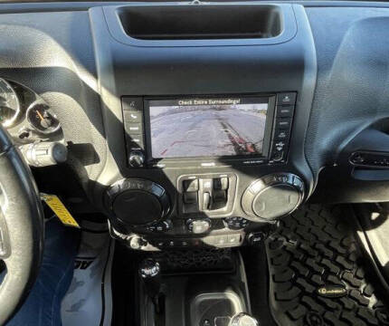 2017 Jeep Wrangler Unlimited Smoky Mountain