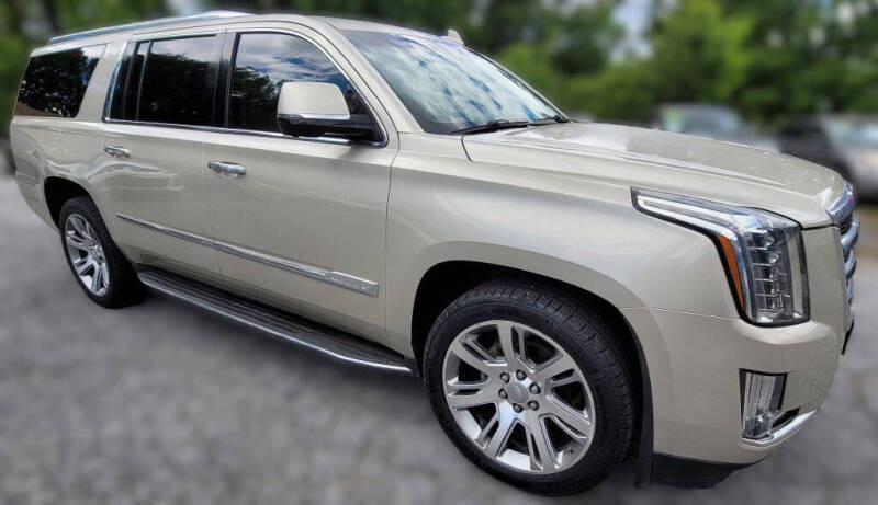 2015 Cadillac Escalade ESV Luxury's photo