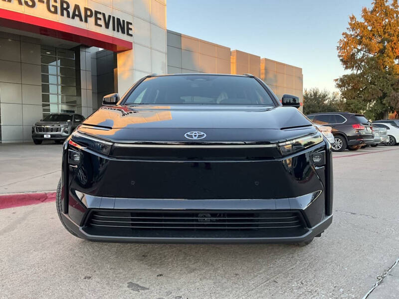 2026 Toyota bZ XLE Plus