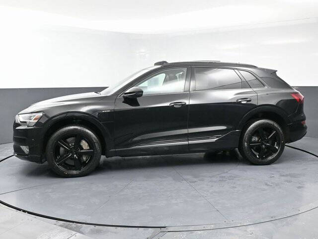 2019 Audi e-tron quattro Prestige