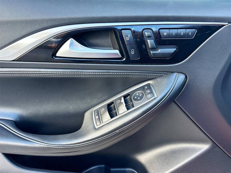 2018 Infiniti QX30 Luxury