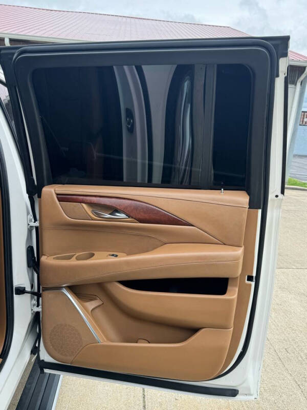 2016 Cadillac Escalade ESV Platinum