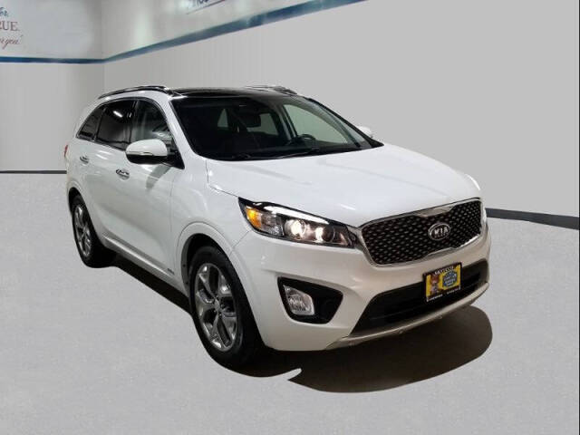 2017 Kia Sorento for sale at Saccucci's Of Schaumburg in Schaumburg, IL