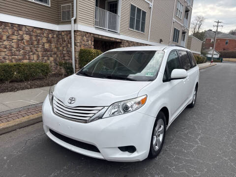 2017 Toyota Sienna for sale at Deals on Wheels in Suffern NY
