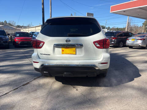 2020 Nissan Pathfinder SL