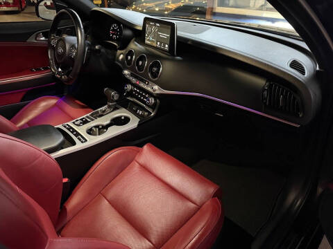 2018 Kia Stinger GT1