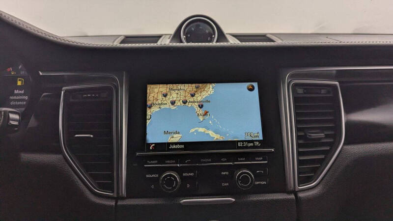 2015 Porsche Macan S