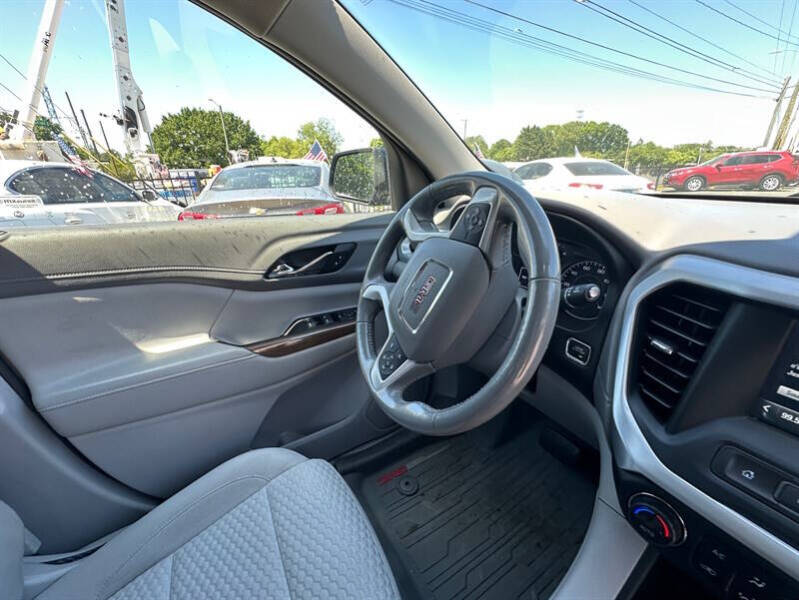 2019 GMC Acadia SLE-1