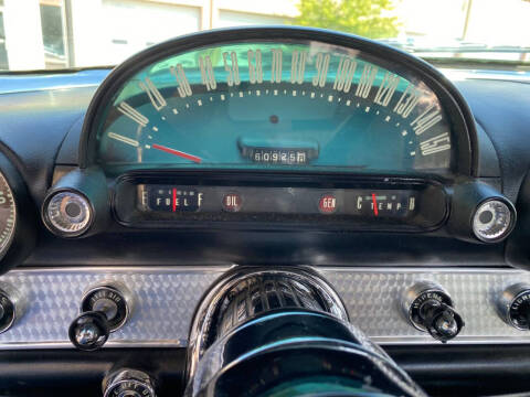 1956 Ford Thunderbird