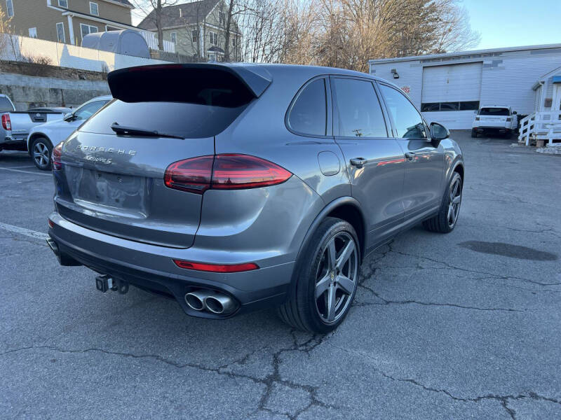 2016 Porsche Cayenne S