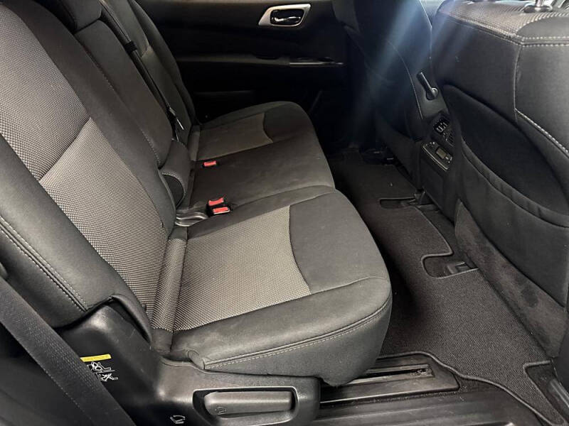 2017 Nissan Pathfinder