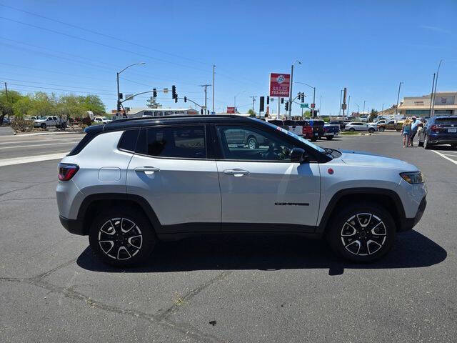2025 Jeep Compass Trailhawk