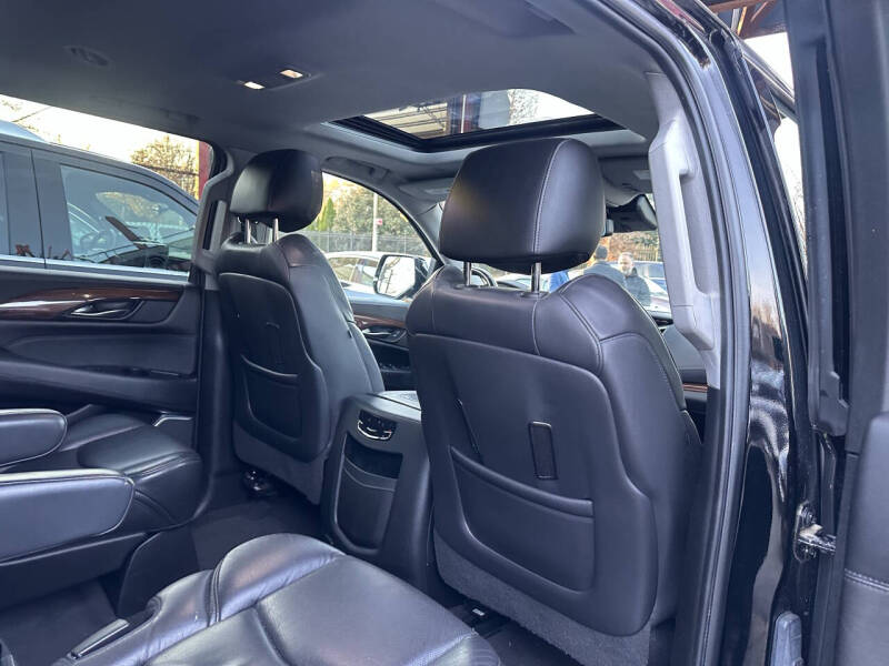 2020 Cadillac Escalade ESV Luxury