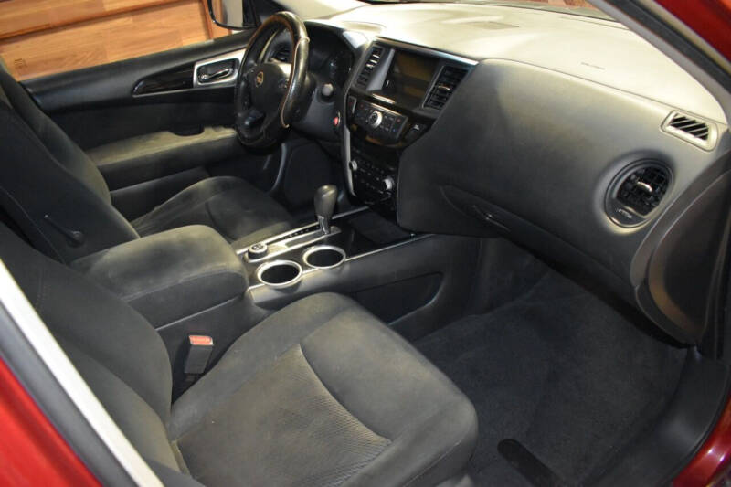 2015 Nissan Pathfinder SV