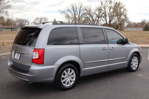 2013 Chrysler Town and Country Touring