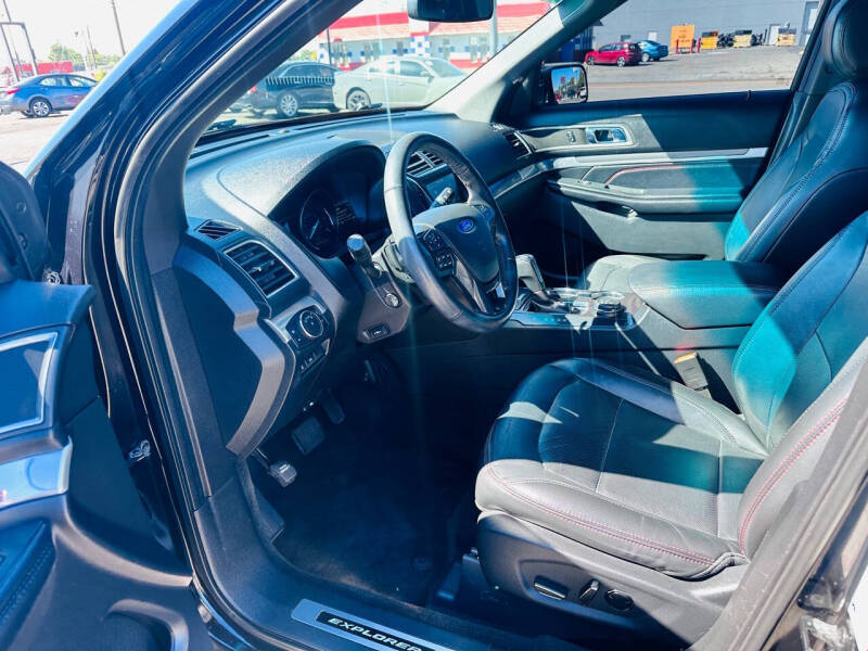 2016 Ford Explorer Sport