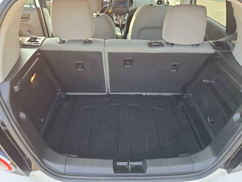 2016 Chevrolet Sonic LS Auto