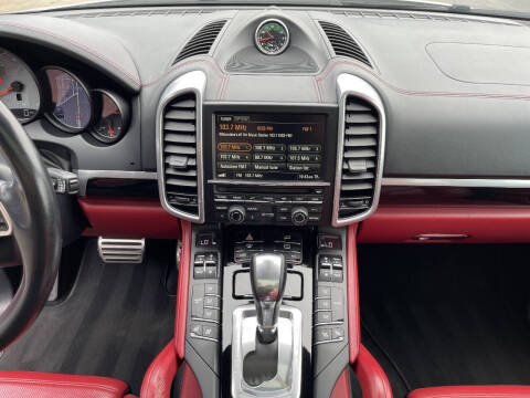 2015 Porsche Cayenne S