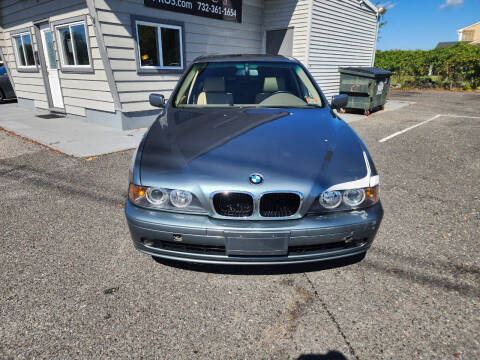 2003 BMW 5 Series 525i