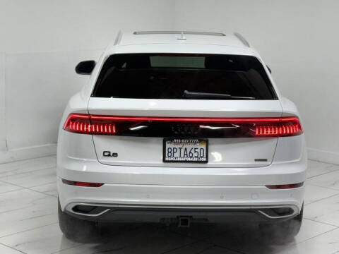 2019 Audi Q8 quattro Premium Plus 55 TFSI