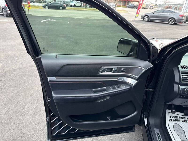 2018 Ford Explorer Sport