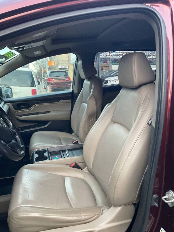 2018 Honda Odyssey EX-L - Photo 11