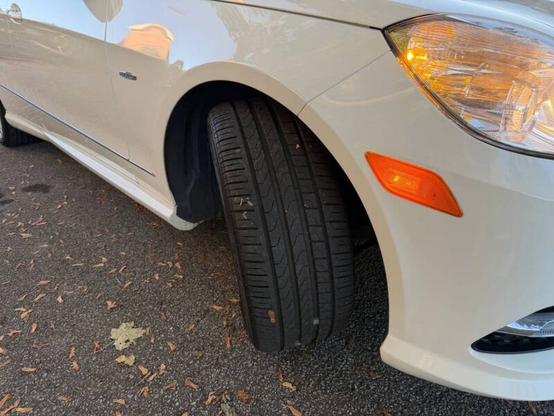 2012 Mercedes-Benz E-Class