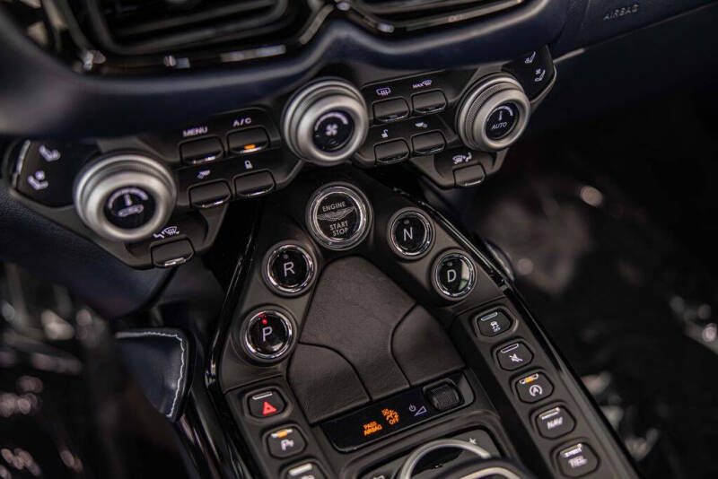 2020 Aston Martin Vantage