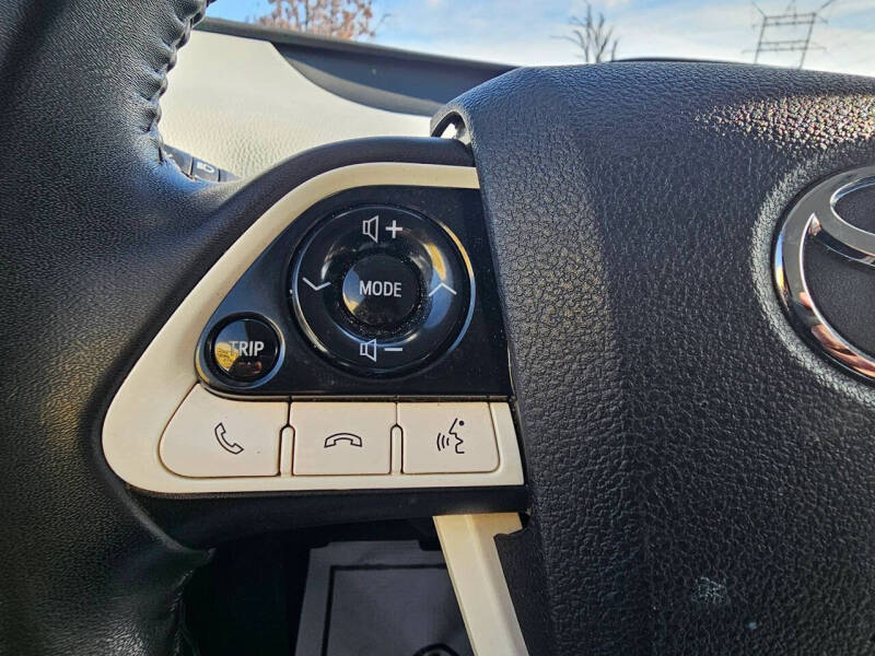 2018 Toyota Prius Three Touring