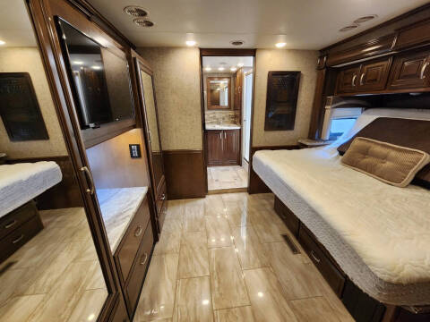 2017 Thor Motor Coach ARIA 3901