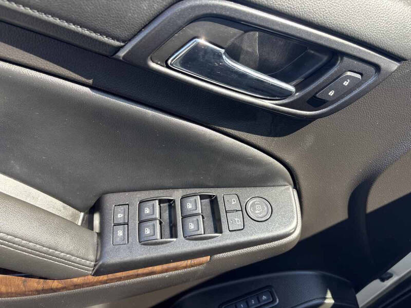 2017 Chevrolet Suburban LT